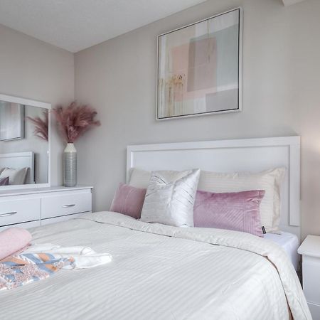 Waterfront Elite Inn Миссиссага Экстерьер фото